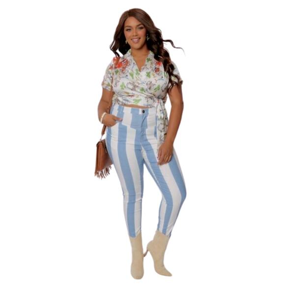 Looney Tunes X Unique Vintage Blue Striped Bugs Bunny Skinny Jeans Size 6-8 M - Picture 8 of 9